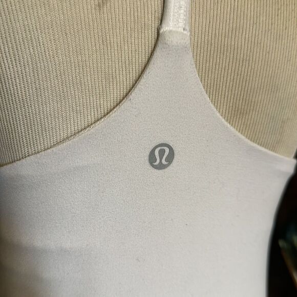 Lululemon tank top 6 (4400) - Picture 5 of 5